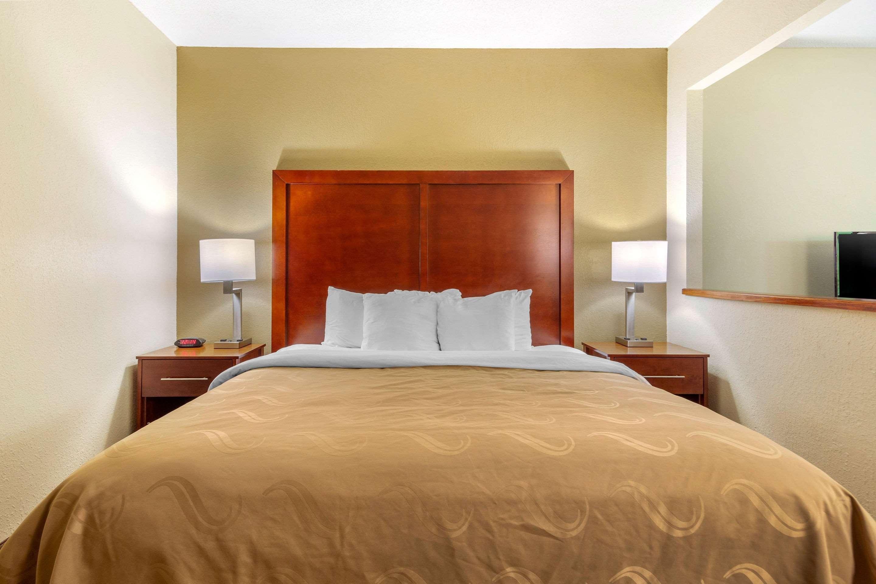 Quality Inn & Suites Olde Town Portsmouth Zewnętrze zdjęcie