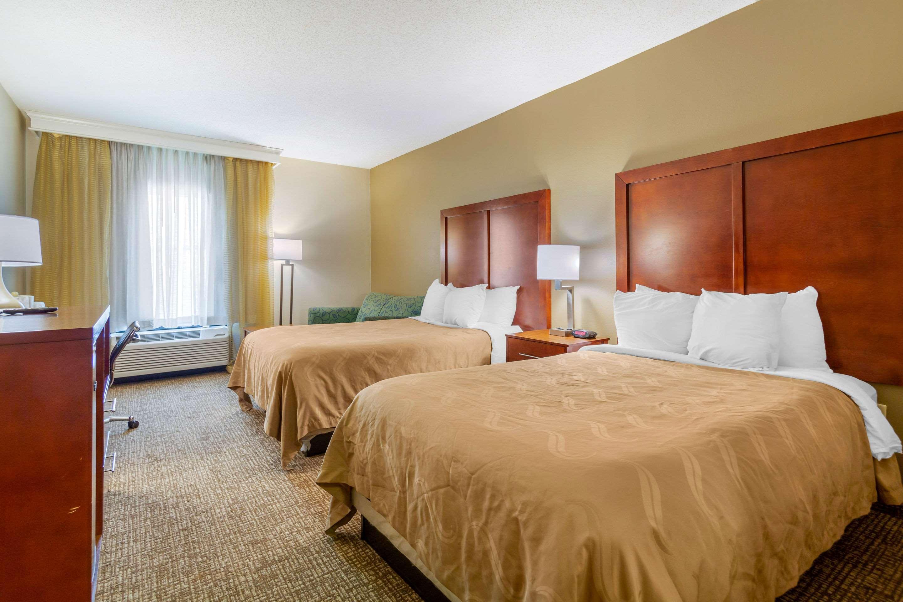 Quality Inn & Suites Olde Town Portsmouth Zewnętrze zdjęcie