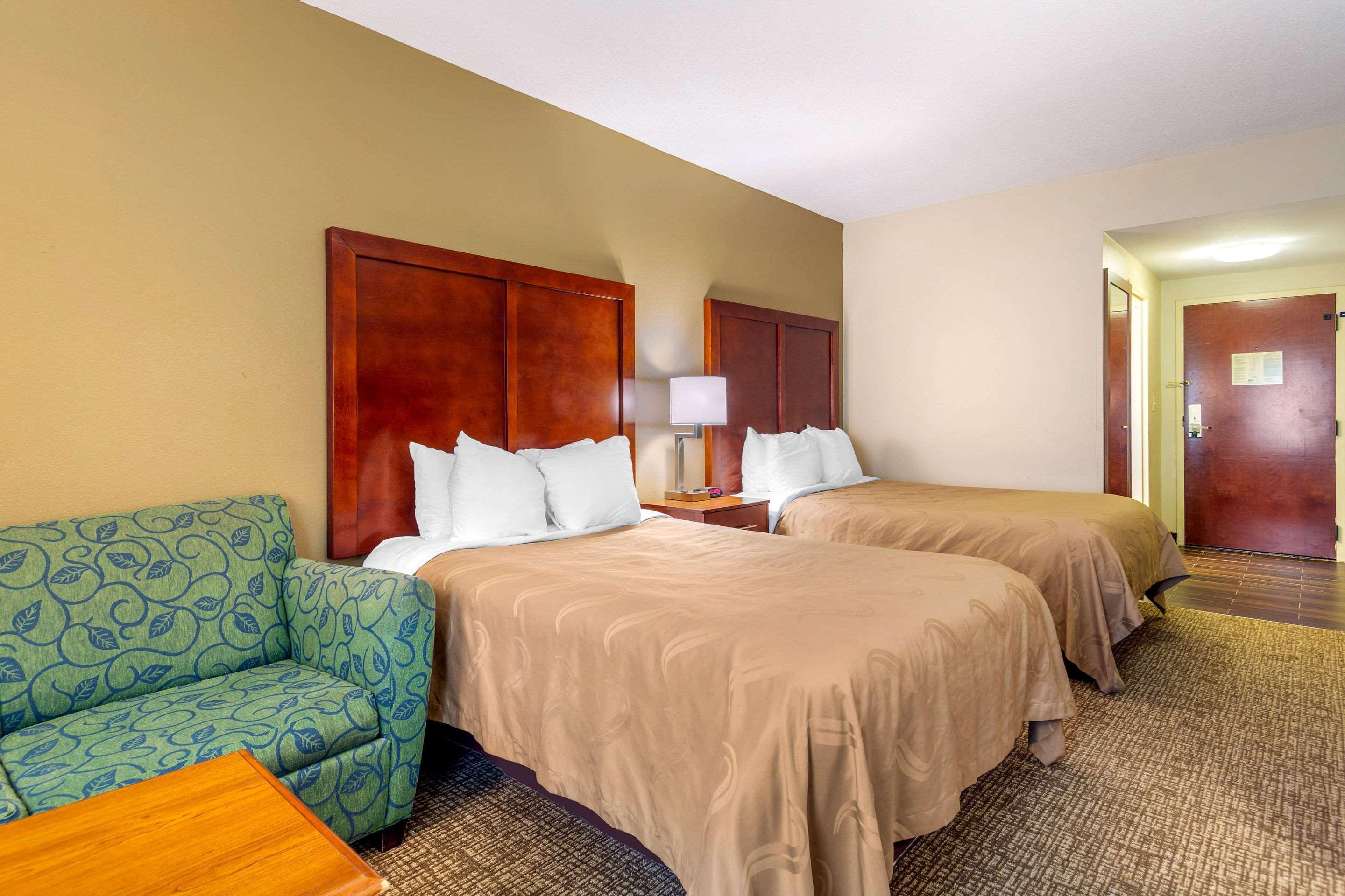 Quality Inn & Suites Olde Town Portsmouth Zewnętrze zdjęcie