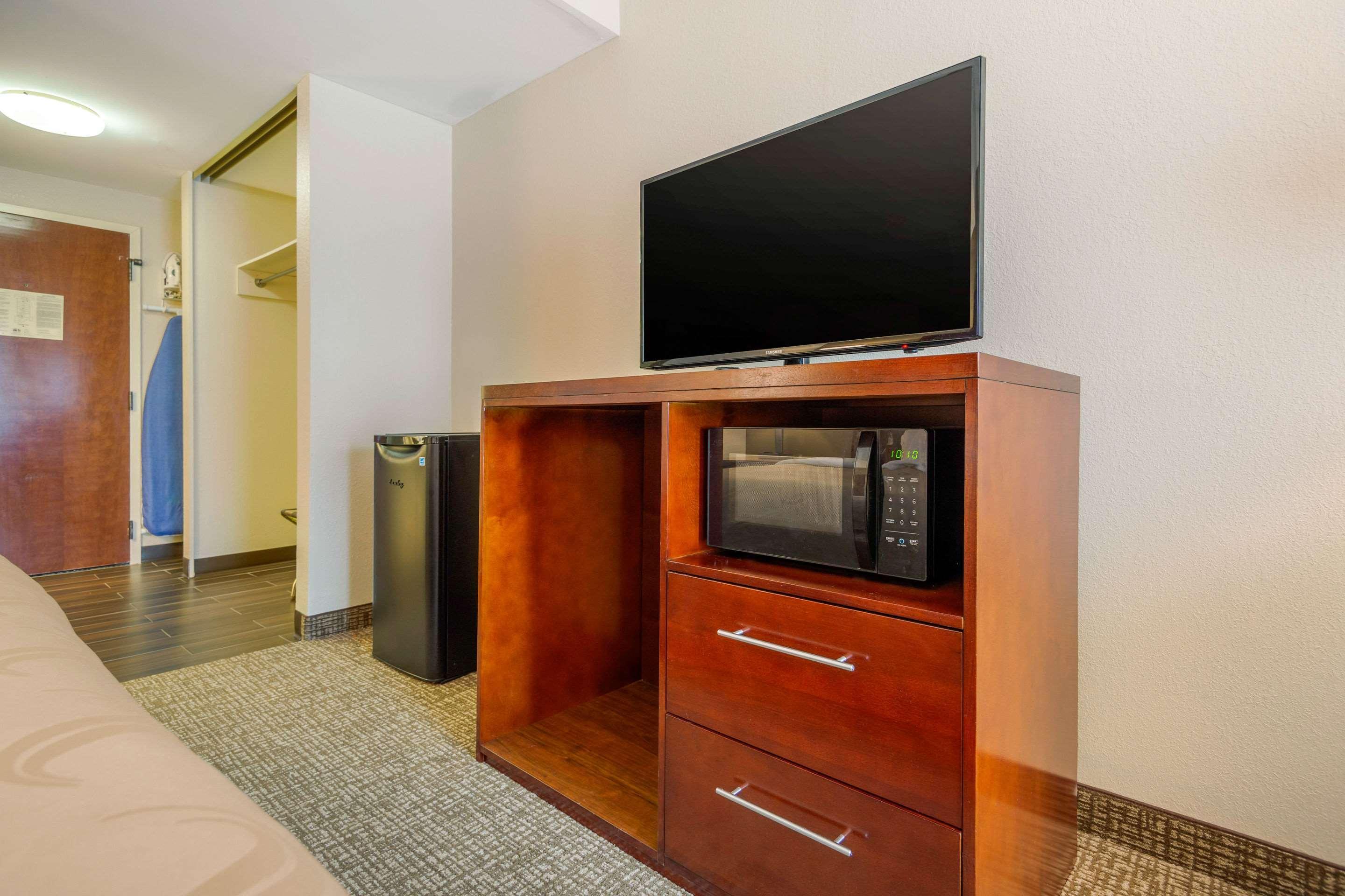 Quality Inn & Suites Olde Town Portsmouth Zewnętrze zdjęcie