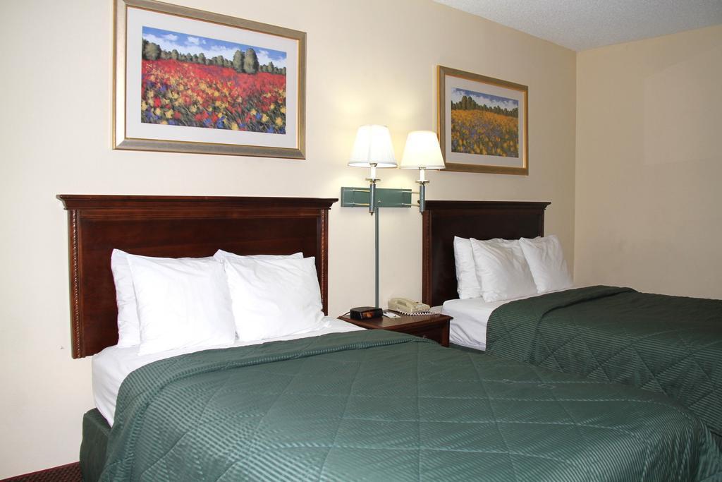 Quality Inn & Suites Olde Town Portsmouth Zewnętrze zdjęcie