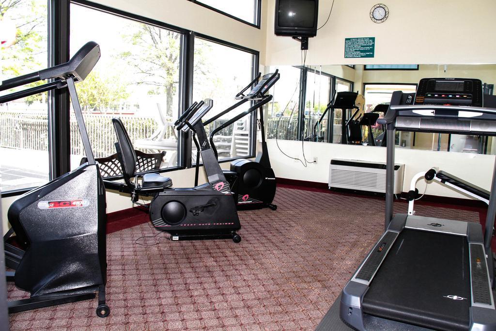 Quality Inn & Suites Olde Town Portsmouth Zewnętrze zdjęcie
